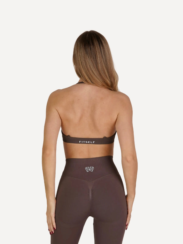 Top sportowy z odkrytymi plecami