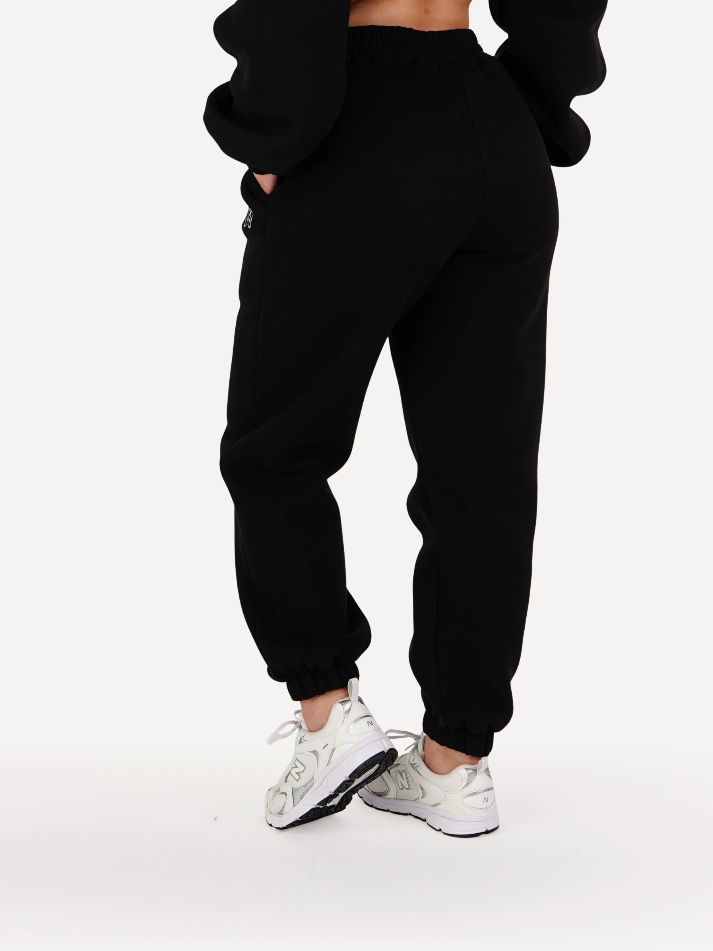 Spodnie dresowe CLOUD czarne